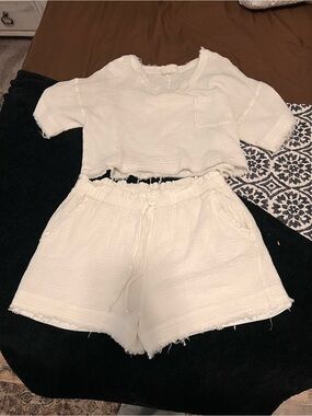 White Two-Piece Gauze Lounge Set - Cropped Top & Shorts